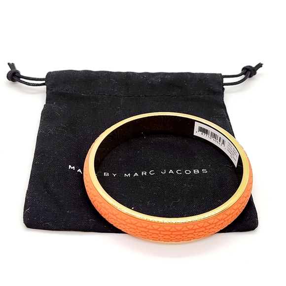 Marc By Marc Jacobs Orange Bangle Bracelet NWT - Picture 4 of 5